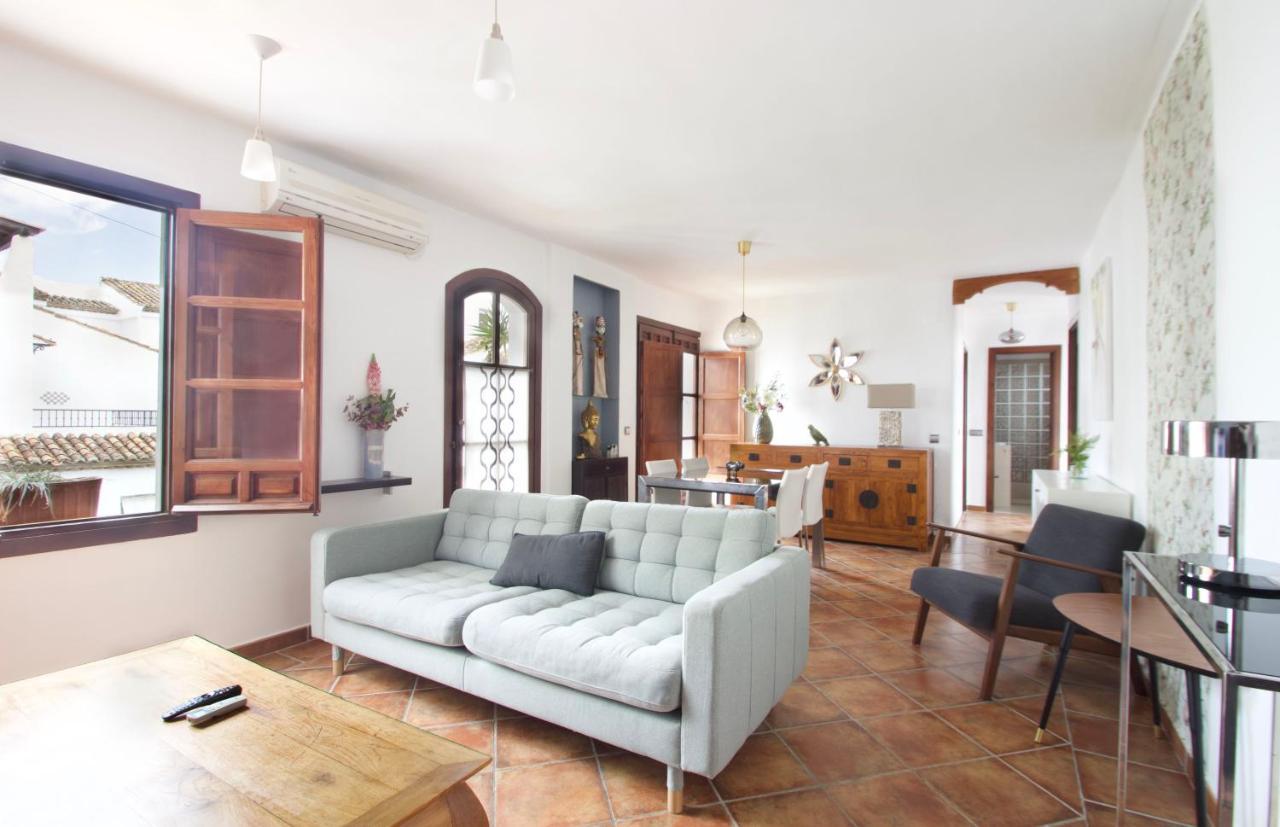 Pueblo Blanco Casa Del Loro Apartment ตอร์เรโมลิโนส ภายนอก รูปภาพ